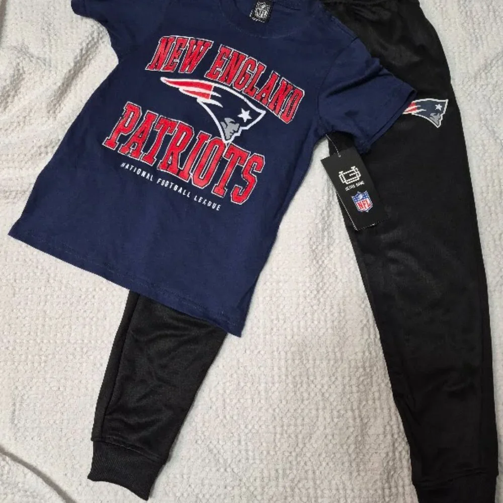 New England Patriots NFL Youth Size 8 T Shirt Sweats‎ Pants 2 Piece Set New
